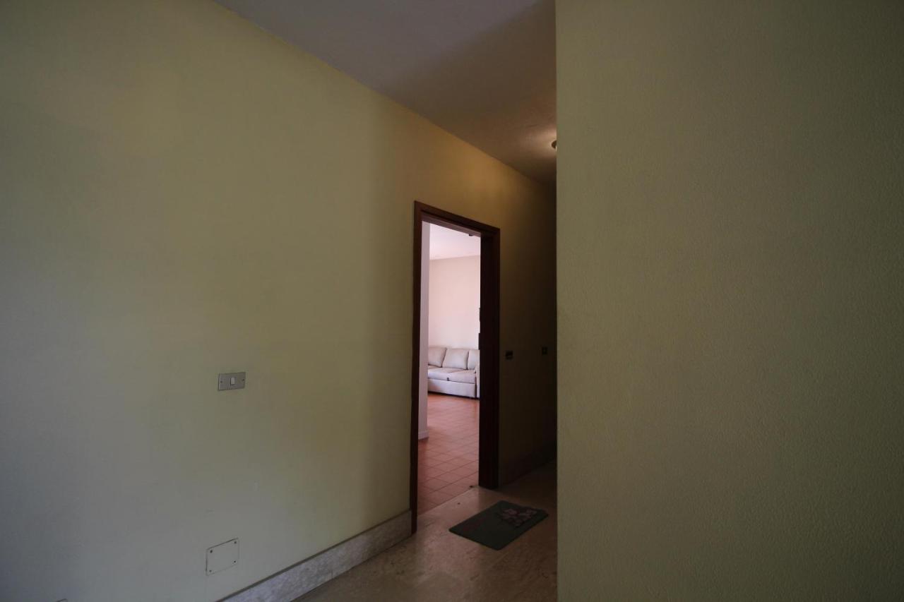 Beach House, 300 M Dal Mare, Marina Di Massa Dış mekan fotoğraf